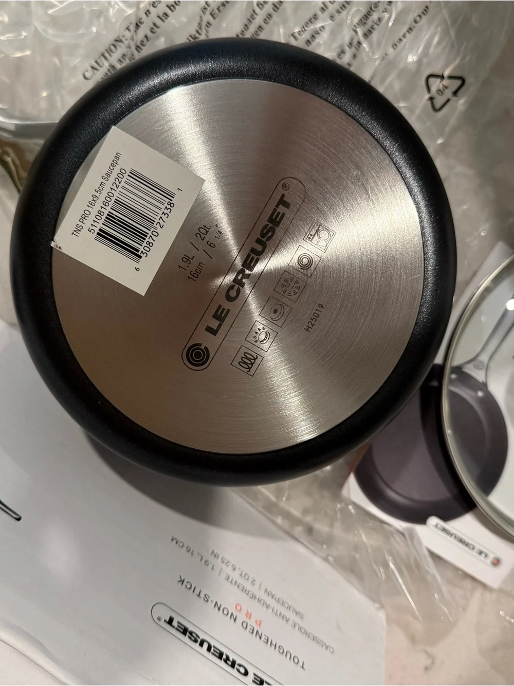 Le Creuset Toughened Non-Stick PRO Saucepan With Glass Lid 2 qt